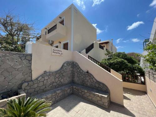 Asterias Studios, Adamas