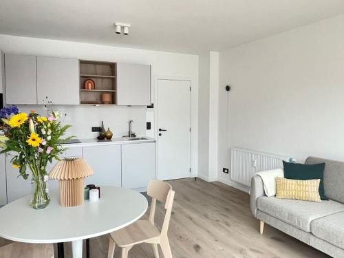 #2800ourhome 202 Room Type - One-Bedroom Apartment