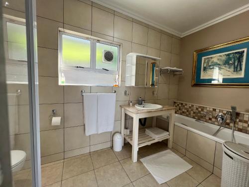 Apartment with Sea View - First Floor  image 8