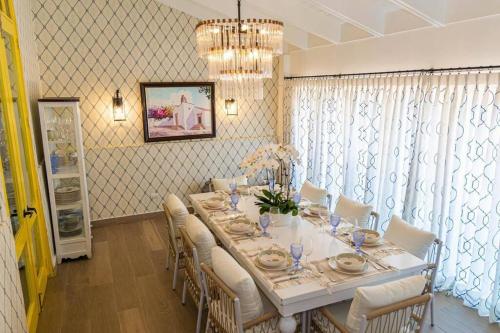 Casa In / Villa Bacoa / Casa De Campo