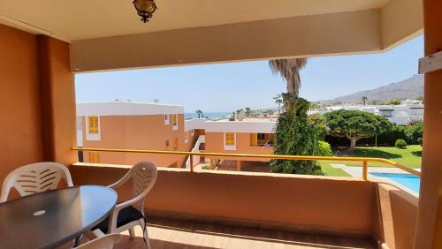 APARTAMENTO CON PISCINA EN MOJACAR PLAYA