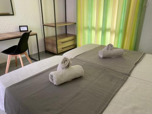  Georgina in Agia Marina