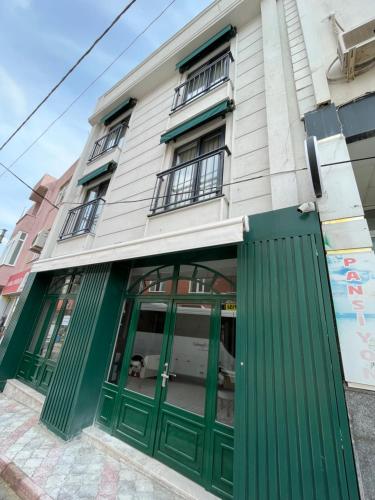 . Sezer's Oliva Hotel
