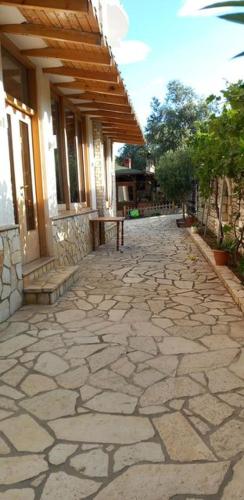Viesnīcas āriene, Irini's Guesthouse in Qeparo