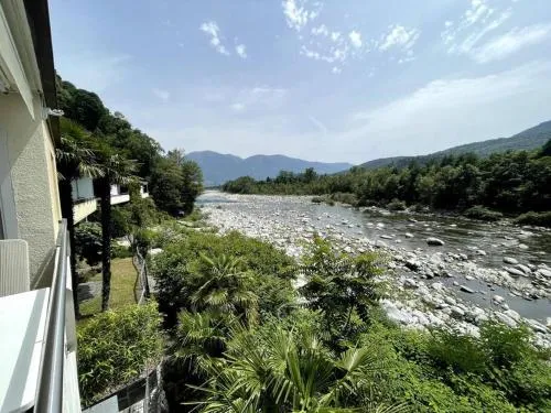 Idyllic Nature Retreat by Maggia River in Locarno, Schweiz
