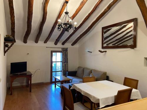 Casa Rural Aras Apartamentos Turisticos in 阿拉斯德洛索爾莫斯