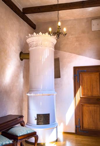 Deluxe Double Room with Bath image 8