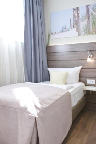 1 twin bed