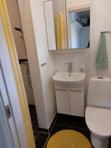 Lugnt och centralt in Strömstad