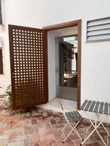 Παροχές, Clarisas Suites in Καρμόνα