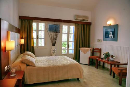 Aegeon Hotel - image 4