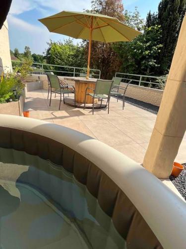 Gite Le Long de l'eau in Longpre-Les-Corps-Saints