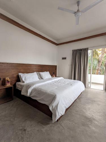 2 twin beds