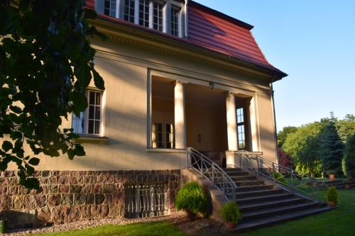 Viesnīcas āriene, Gutshaus Gevezin in Molln (Mecklenburg-Vorpommern)