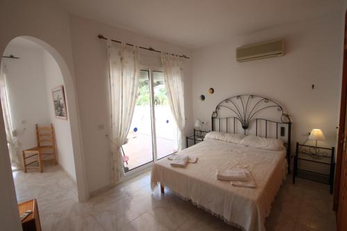 Sesam - sea view villa with private pool in Moraira
