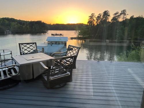 Lakeside Haven in Gainesville, USA
