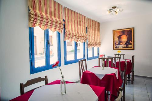 Iliana Hotel - image 4