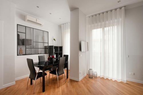 Deluxe central apartment, Bergamo (photo 7)