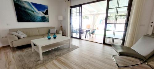 VillaTommy heated pool, hottub, fast wifi 3