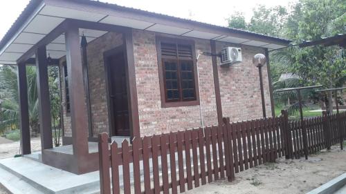 D'Impiana Riverview Chalet # Lenggong