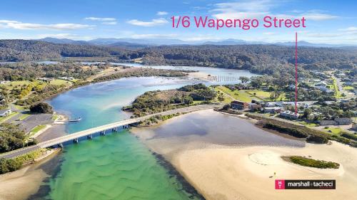 Marina Townhouse Unit 1 Walk to beach Bermagui