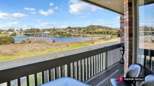 Marina Townhouse Unit 1 Walk to beach Bermagui