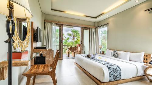 カジャネ ヤングロニ18