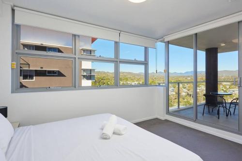 Two bedroom Apartment in Robina Center in Robina