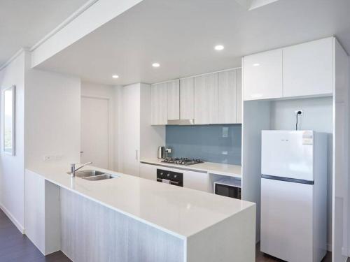 Two bedroom Apartment in Robina Center in Robina
