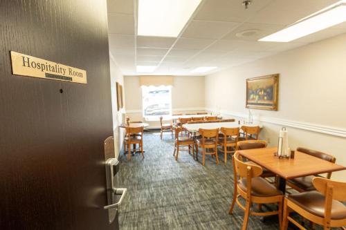 Savannah House Hotel - image 7