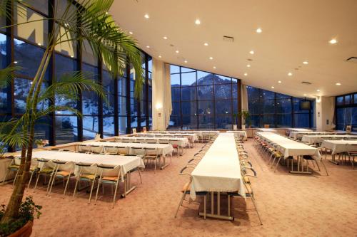 バートンホテル Barton Hotel