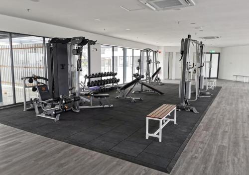 KLIA Horizon Suite 4PAX Netflix WiFi - image 12