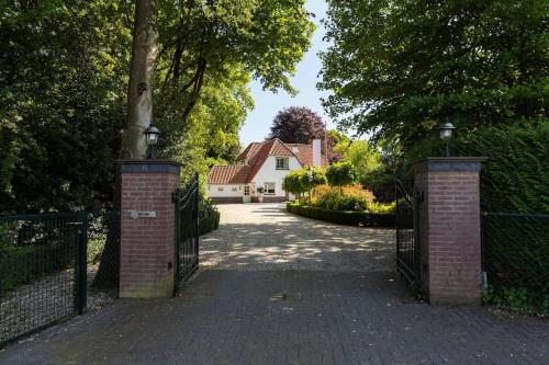  Stylish villa 12p with private pool in the Veluwe in 3886 MJ Garderen