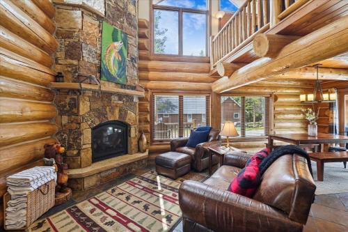 The Wicker Creel Cabin cabin