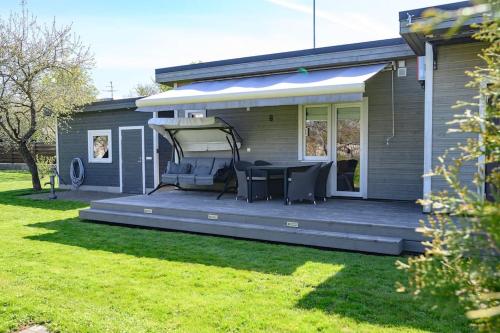 Family retreat with a sauna in the centre