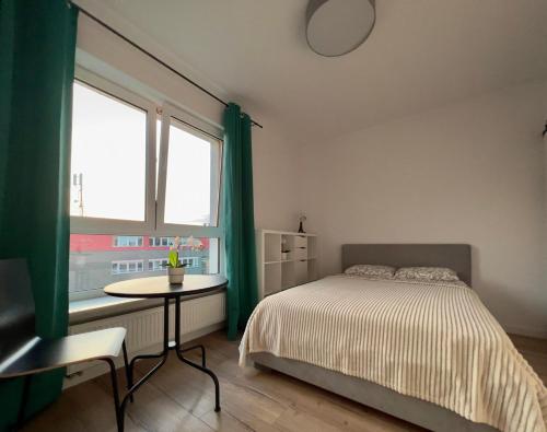 K22 Large Family Apart Komputerowa, Warschau