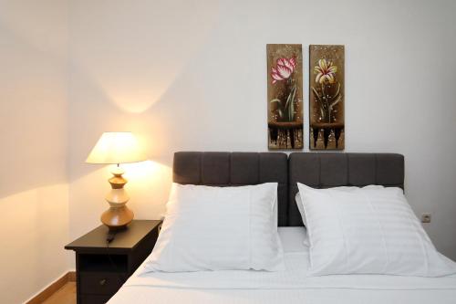 Three-Bedroom Apartment image 9