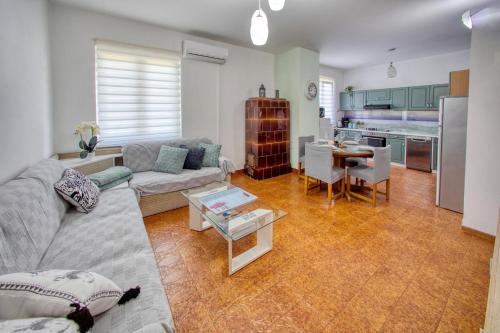 Three-Bedroom Apartment image 5