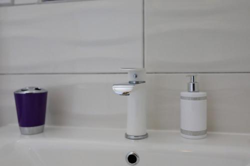 Three-Bedroom Apartment image 4