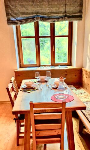 Oprema, Apartment mit eigenem Garten in traumhafter Lage in Voregg-Moosegg