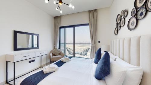 Primestay - Sobha Hartland Waves 1BR plus Maids in Al Meydan - image 4