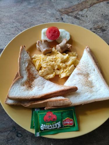 ホテル サヌール インダ