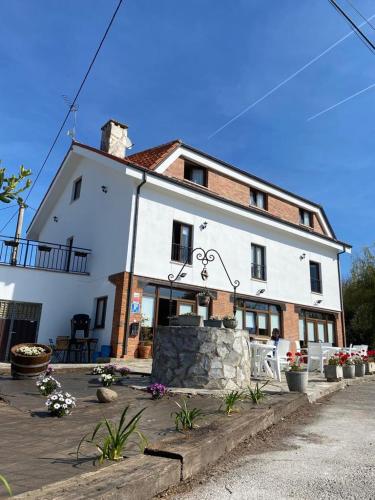 El Pradón - image 12