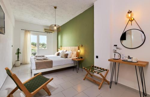 Superior Double Room image 8