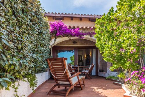  Costa Corallina Handsome Flat W/Terrace near Beach in 7026 Costa Corallina