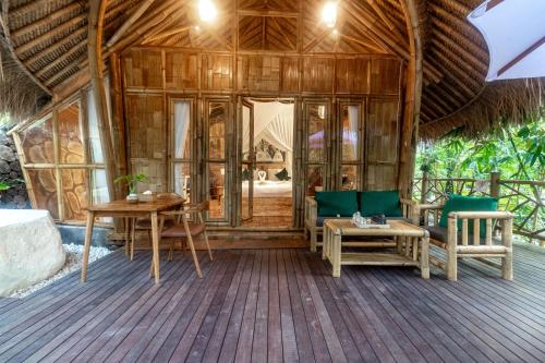 Romantic Bamboo Villa at Marni Villa Ubud