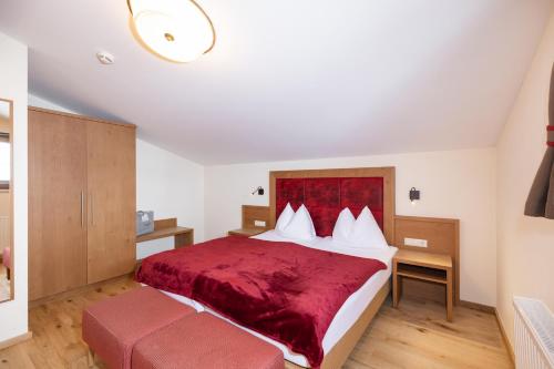 Superior Two-Bedroom Suite with Balcony "HARMONISCH_DAHUAM"