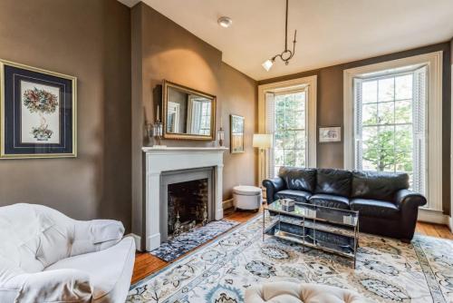 Historic Petersburg Row Home in Petersburg, USA