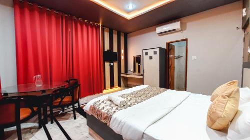 Suite image 10