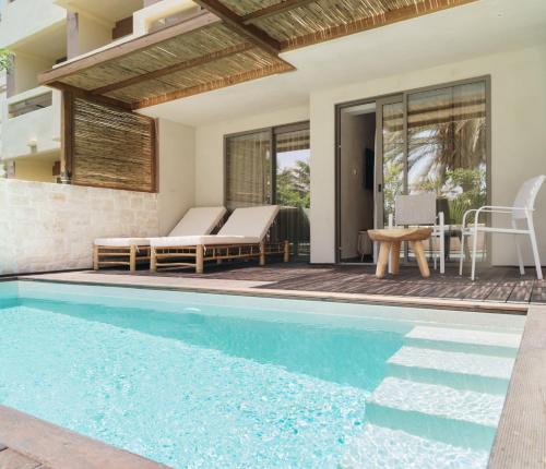 Tylissos Beach Hotel - Adults Only in Ierápetra